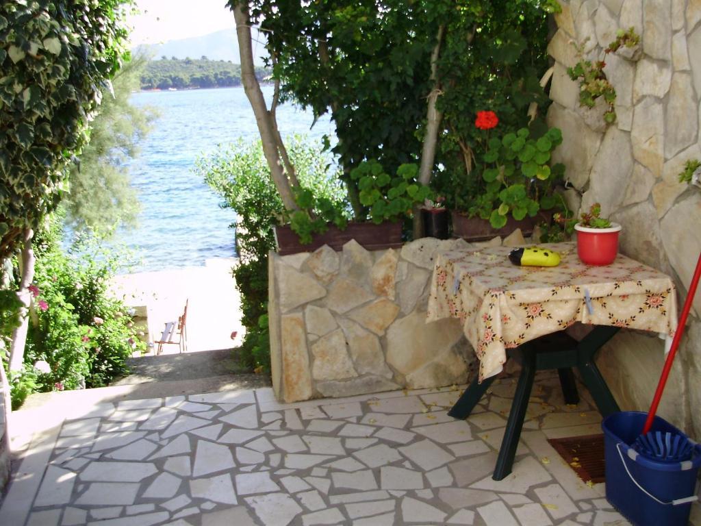 Apartments Tomovic Lumbarda Quarto foto